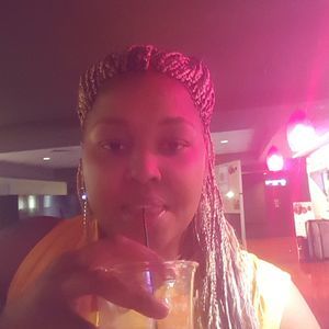 Meet your Posher, Christel